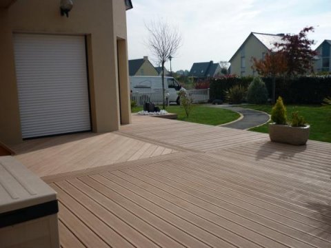 Création et construction de terrasse en bois ou composite à Noyal-sur-Vilaine